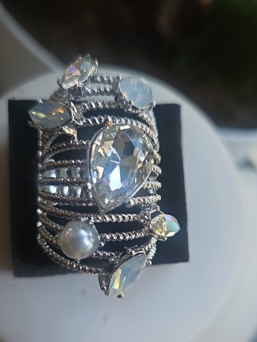 Paparazzi Treasure Tapestry White Ring NWT